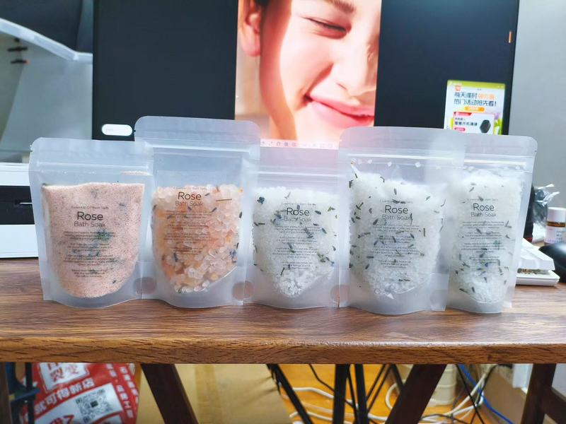 ヒマラヤ袋入り塩ミルクローズバス塩風呂塩ホテル風呂塩なめらか肌風呂塩瓶詰め|undefined