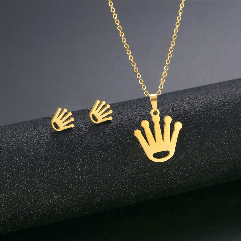 Wedding, Travel Occasion Stainless Steel Material Retro Crown Pendant Stainless Steel Necklace Earrings Set