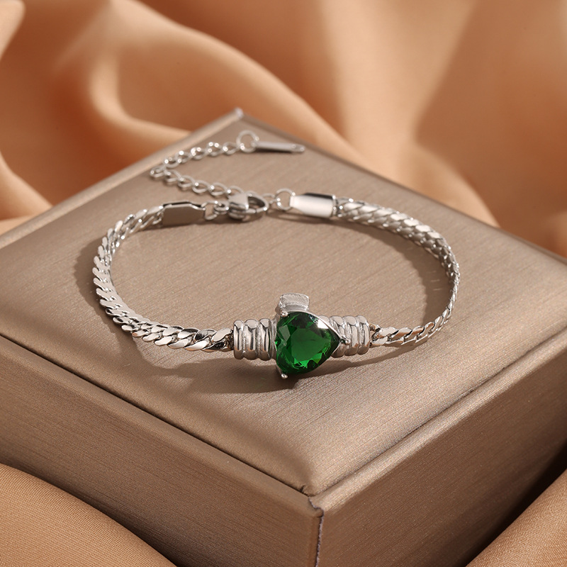 Casual, Daily Occasion Titanium Steel Material Vintage Style Heart Shape Titanium Steel Plating Bracelets