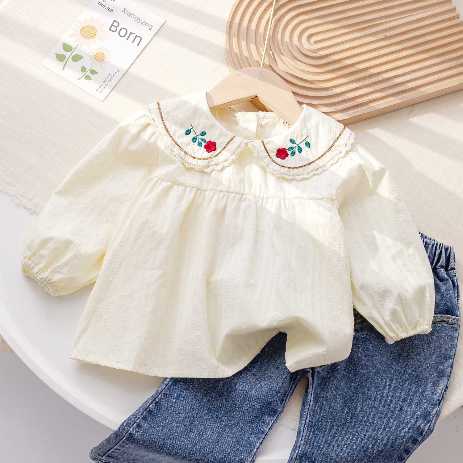 Girls' Spring and Autumn New Korean Style Fashionable Shirt 2025 Spring Clothing Fresh Floral Embroidered Shirt Baby Top