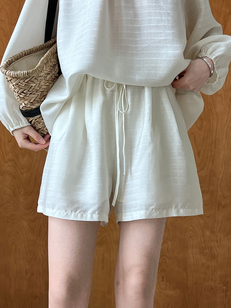 Texture Hollow Out Cutout Out Shoulder Baring Sun Protection Tencel Top Shorts Two Piece Set Suit Summer