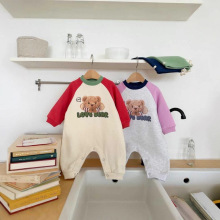 25秋冬韩版童装婴儿连体衣套装ins款小熊印花拼色长袖爬服包屁衣