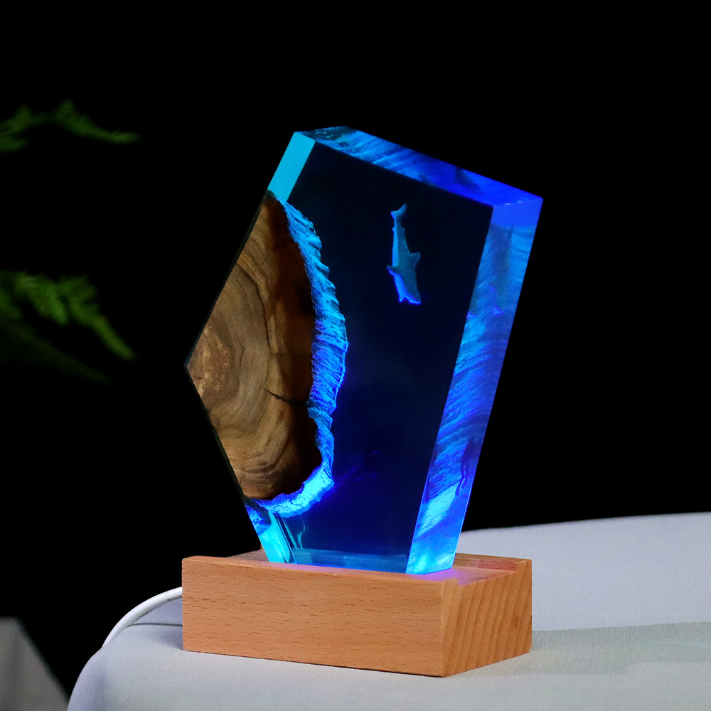 Ocean Micro-Landscape Solid Wood Resin Lamp Ornaments Museum Exhibition Turtle Diver Resin Crafts Miniature Bonsai