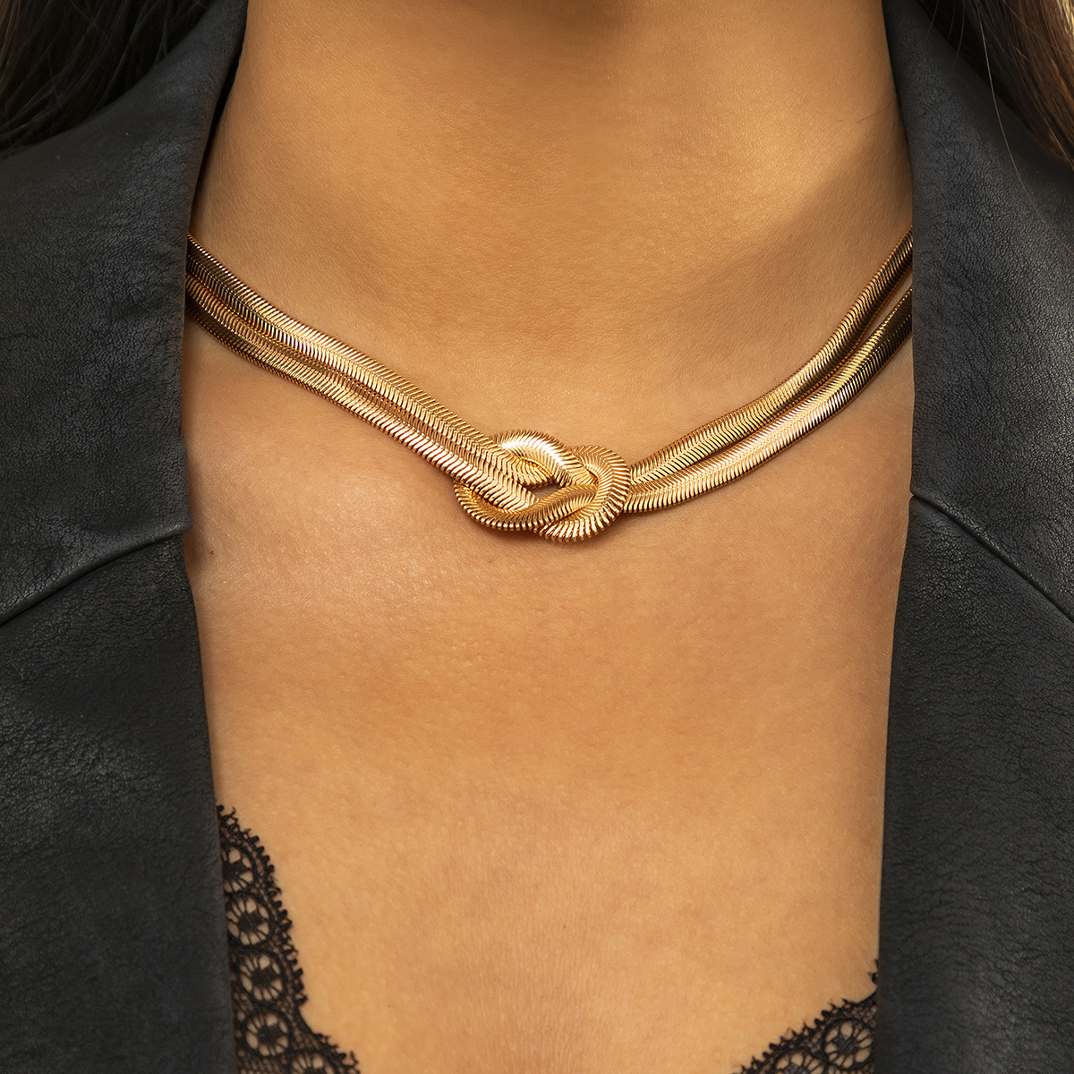 Minimalist Twisted Snake Bone Chain Bracelet For Women Silver_voghion.com
