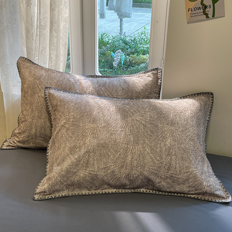 A clase de agujas de rayas grises primavera y otoño molido cuatro piezas de invierno engrosado sábanas de algodón