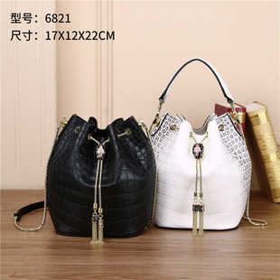 New Style Saltwater Crocodile Belly Trendy Fortune Bucket Handbag Snake Head Bag Crossbody Fashion Shoulder Bag Versatile Women's Bucket Bag
