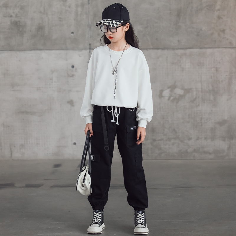 Kanner Fréijoer 2023 Nei Jongen a Meedercher droen personaliséiert Moud Aarbechtskostüm Hosen Ronn Hals T-Shirt Zwee-Stéck Set_voghion.com