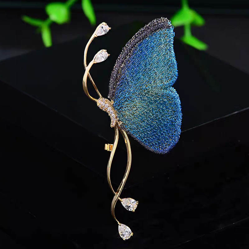 X0666 butterfly blue