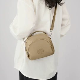 休闲背包;小学书包;女士双肩包