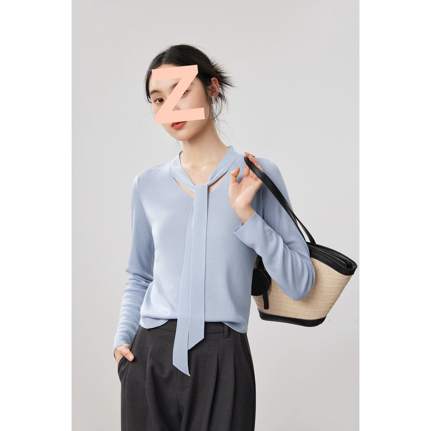 Woolen silk elegant knitted sweater, V-neckline