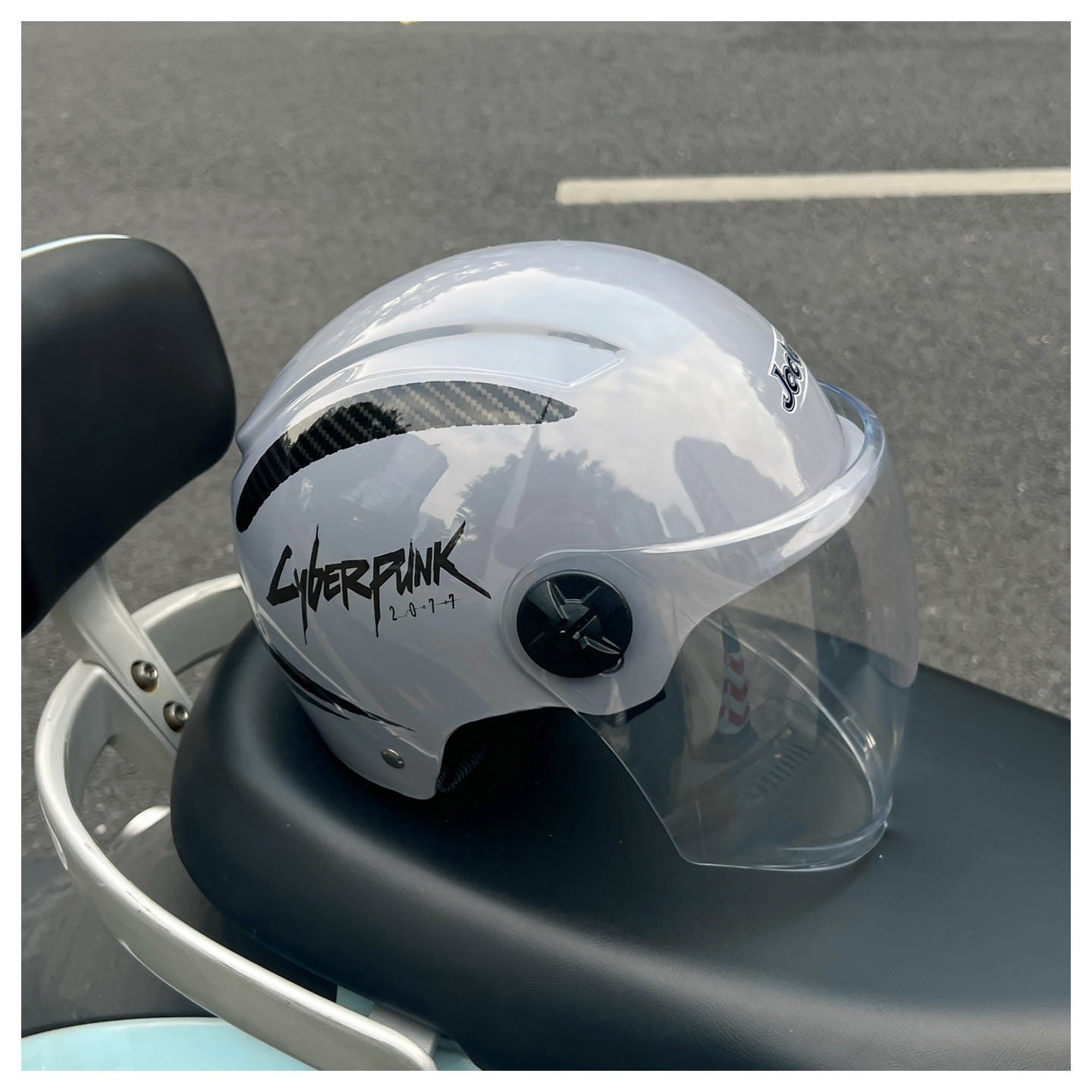 National Standard 3C Certified Electric Vehicle Safety Helmet Cyberpunk Electric Motorcycle Summer Sun Protection Helmet for Men and Women Couples