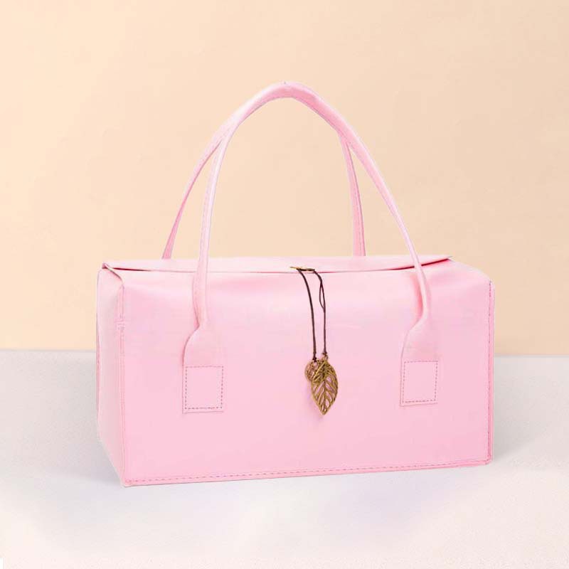 Розовый; длина 30*ширина 17*высота 14см