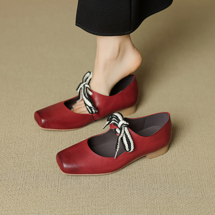 Retro ballet shoes Chinese style with shoelaces
