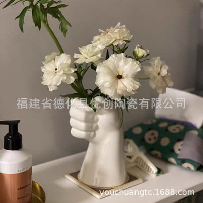 （外贸现货）手陶瓷工艺摆件|ru