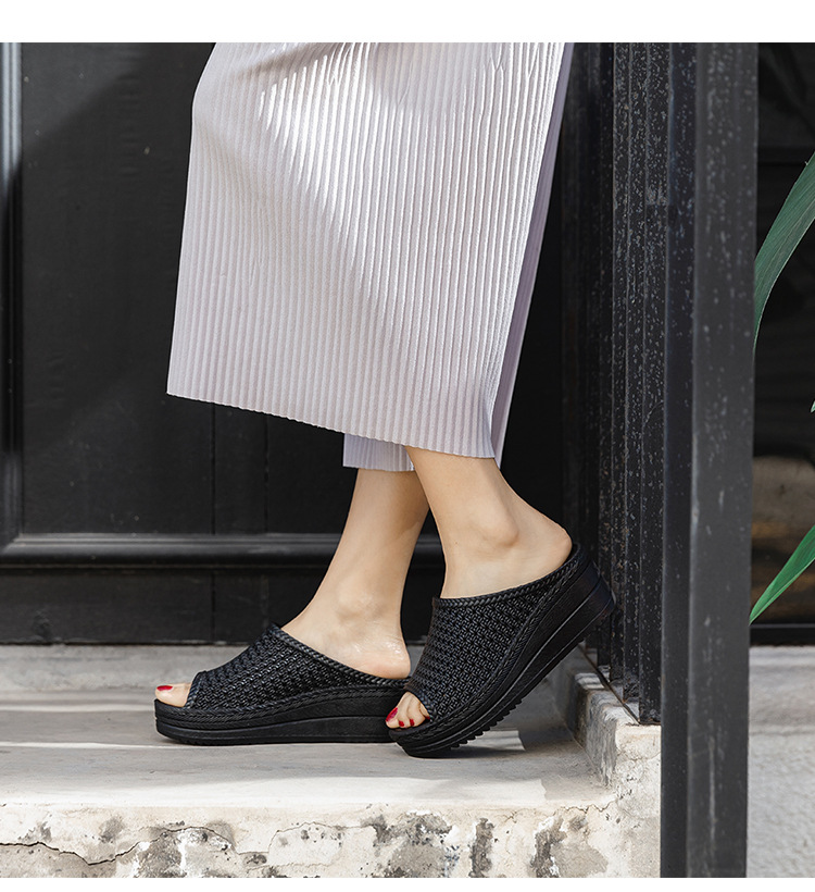 Frauen reisen lässig aus synthetischem Stoff und haben eine leichte Fußgewölbeunterstützung_voghion.com