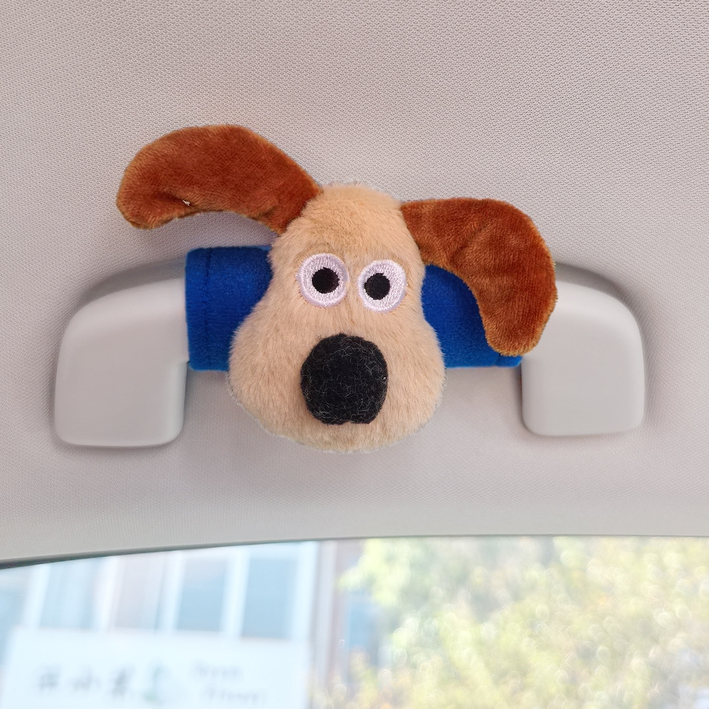 Perro de peluche maneja de automóvil maneja de automóvil masculino y femenino maneja de puerta interior cubierta guante de techo