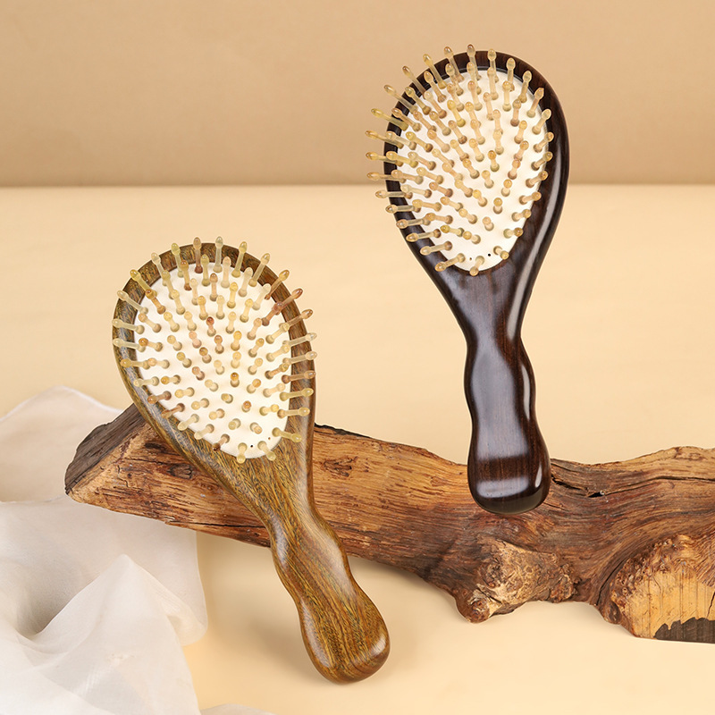 Air Cushion Comb Made of Purple Sandalwood and Horn, High-End Wooden Comb in a Gift Box, Holiday Gift Comb, Supports Engraving Air Cushion Comb Made of Purple Sandalwood and Horn, High-End Wooden Comb in a Gift Box, Holiday Gift Comb, Supports Engraving