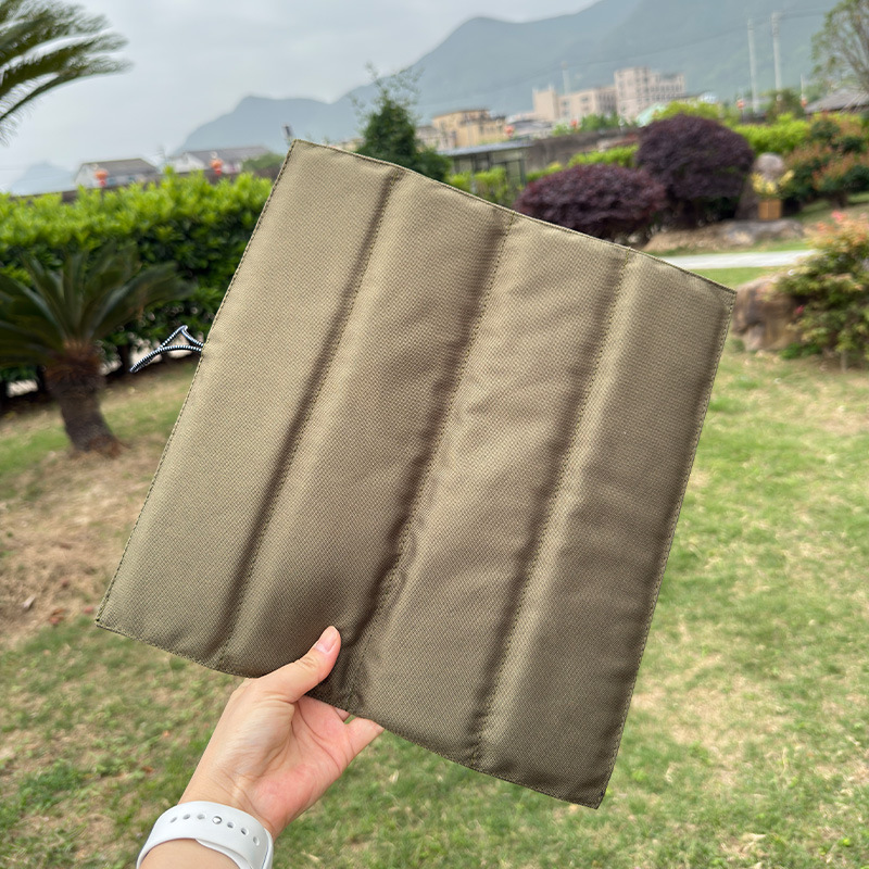 라이트 밀리터리 그린