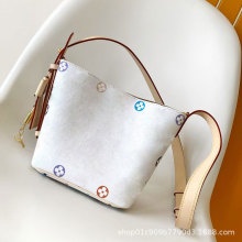 ����25�紺M13089 ����ˮͰ����� ������.M12925 �ϻ�΢��