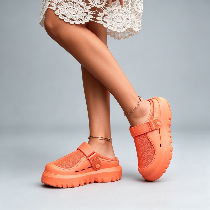 Large Size Women's Shoes for Export, Ug Tasman Velcro Clogs, Couple Style Slip-On Beach Sandals and Slippers Large Size Women's Shoes for Export, Ug Tasman Velcro Clogs, Couple Style Slip-On Beach Sandals and Slippers