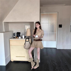ホットガールスタイルのハイエンドシャツドレス女性のための 2025 夏の新しいポロカラーニッチステッチルーズ A ラインスカート