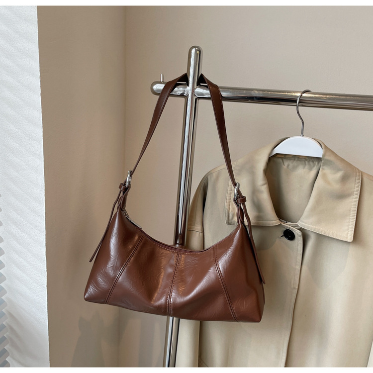 Sac à bandoulière tendance pour femmes sous les aisselles 2024, nouvelle version coréenne à la mode, simple, grande capacité, pour le travail et les déplacements_voghion.com