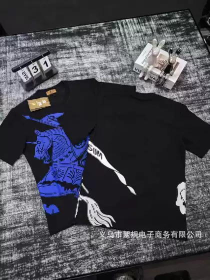 High Version Full Three Tags Premium Standing Horse Sorona Short Sleeve T-shirt for Men and Women Summer Lightweight Top with Logo