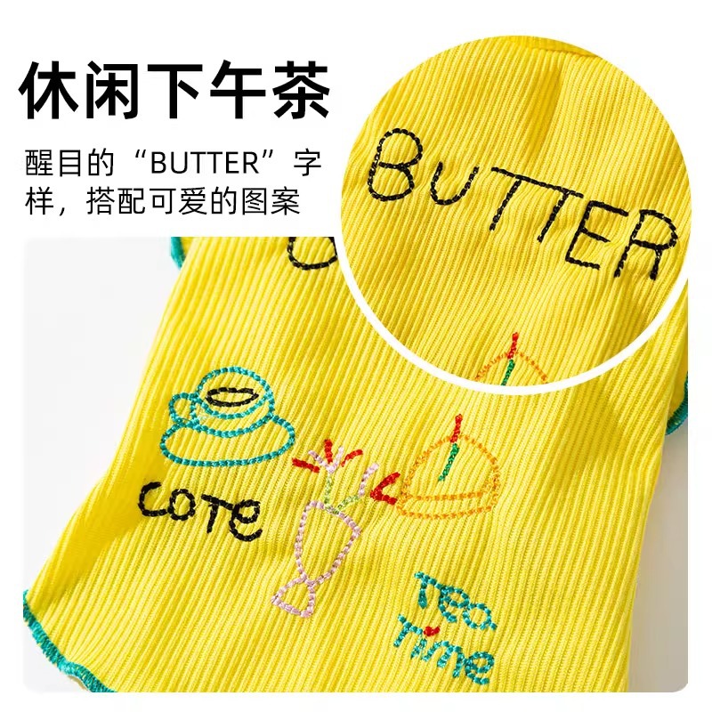 Primavera y verano perros delgados transpirables perros medianos y pequeños té de la tarde informal servicio a domicilio camisa de fondo de gato ropa para mascotas