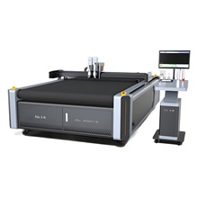 PET����Ĥ�и�C��ӵ��и����M���b��Ӗ�S��ֱ�N����˹�Ĥ�ЙC