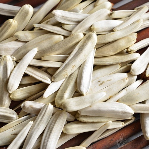500g Bag of Ma Ya Bai Melon Seeds, Snow White Empress, Xinjiang Wolf Tooth Pickled Melon Seeds, Aksu Direct Shipping, The More You Crack, The More Fragrant