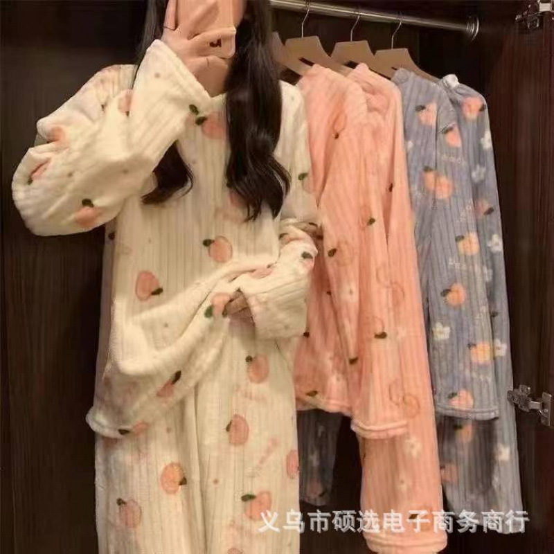 Traje de melocotón herméto pijama de lana de coral Xiaoxiangfeng nuevo estilo engrosado red térmica ropa de hogar con infrarrojos Xiaofeng