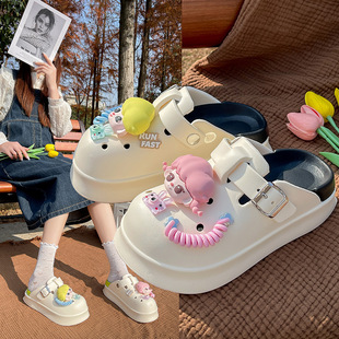 2025 Internet-famous Popular Cave Shoes Women's Cute Cartoon Three-dimensional Thick Sole Outwear Toe-wearing Fashionable Boken Sandals