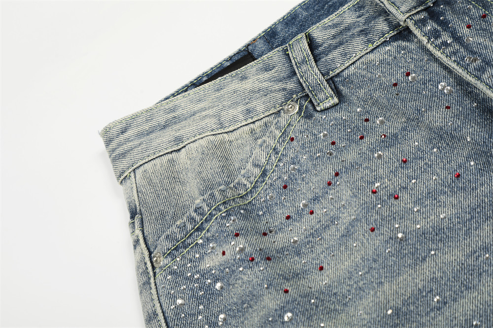 Vaqueros de hombre corte ancho y recto con estrellas de estrás_voghion.com