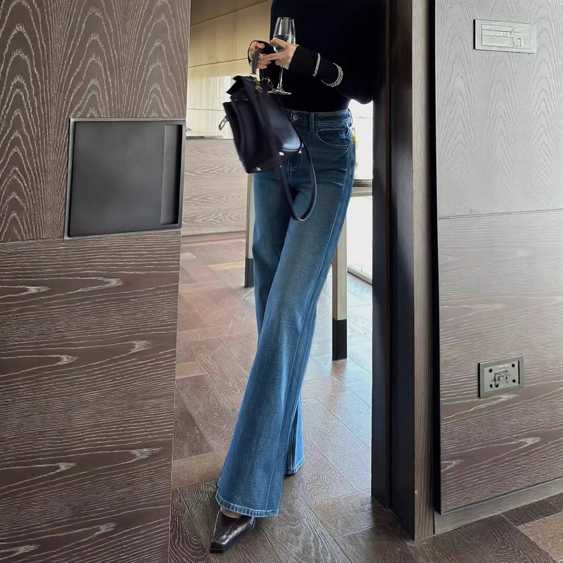 Blue Flared Jeans for Women, Autumn 2026 New Style, Slim Fit, High-Waisted Bootcut Pants