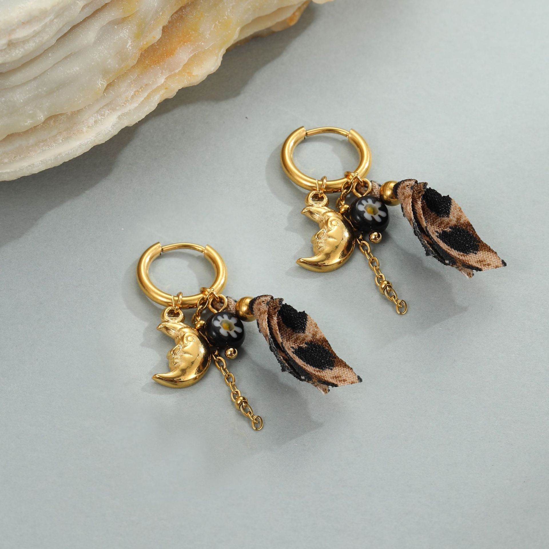 Serie di gioielli con stampa leopardata, orecchini ad anello, orecchini a bottone, collana, ciondolo Love Sun, orecchini in acciaio inossidabile, anello in acciaio al titanio, gioielli per le orecchie_voghion.com