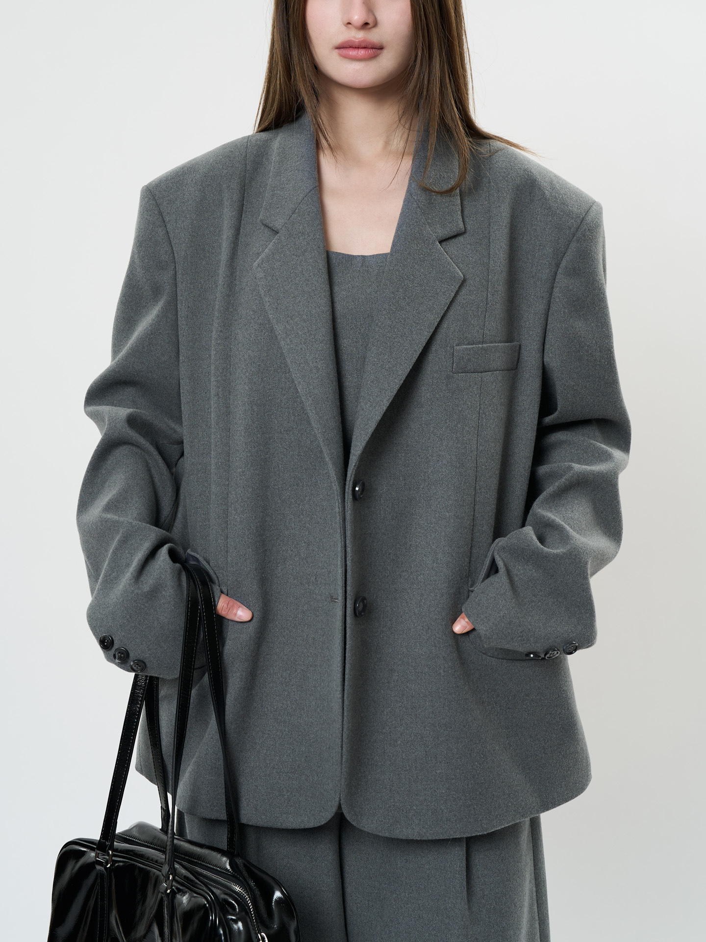 Women's Oversized Wide Shoulder Blazer For Casual Smart Styling_voghion.com
