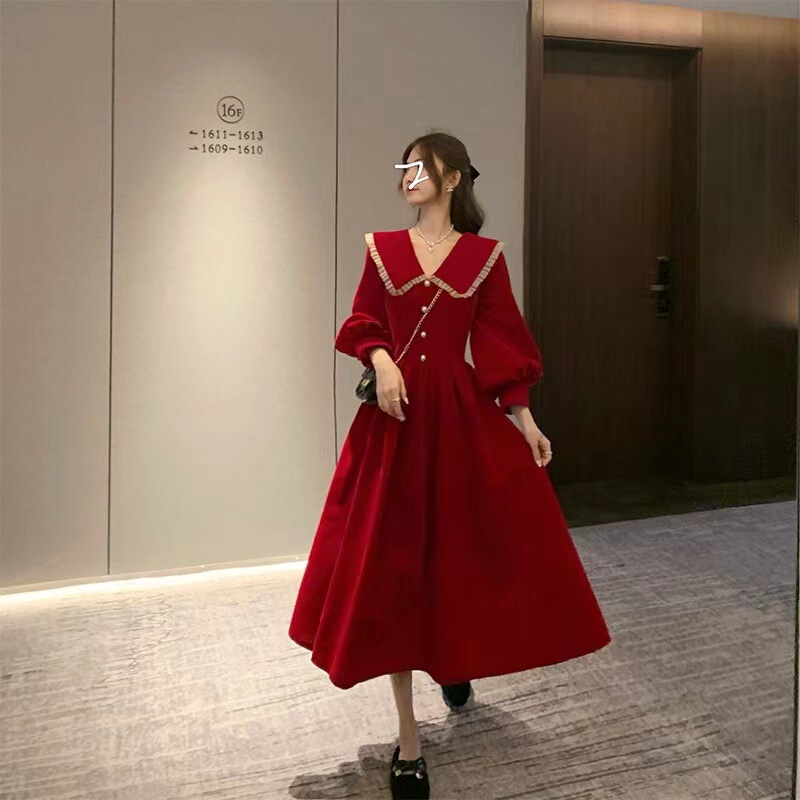Plus Size French Retro Elegant Red Dress for Women 2024 Autum Slightly Fat mm Western Style Slim Velvet Long Skirt
