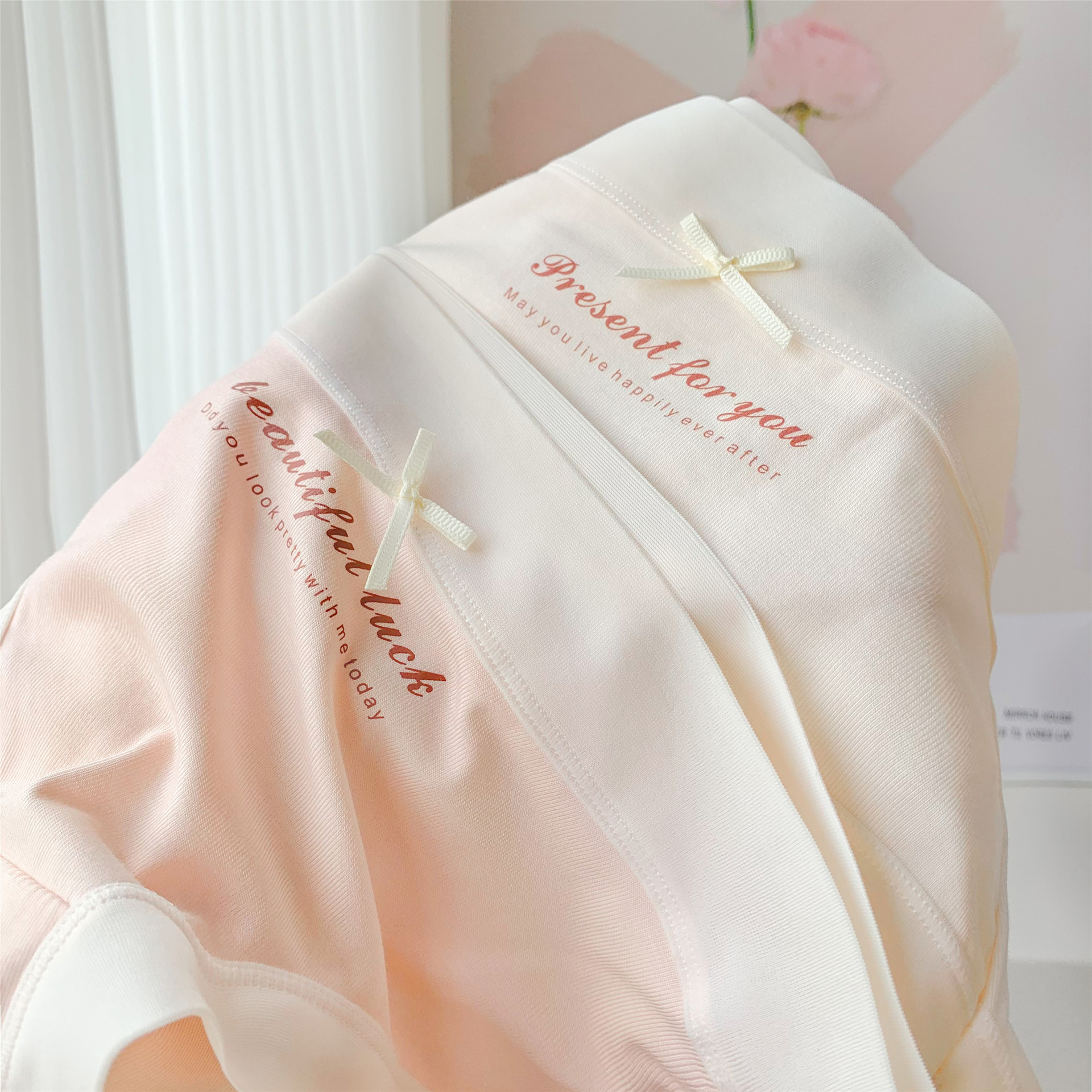 O1CN01nAEA1I1Em2QNcR1NG_!!2136