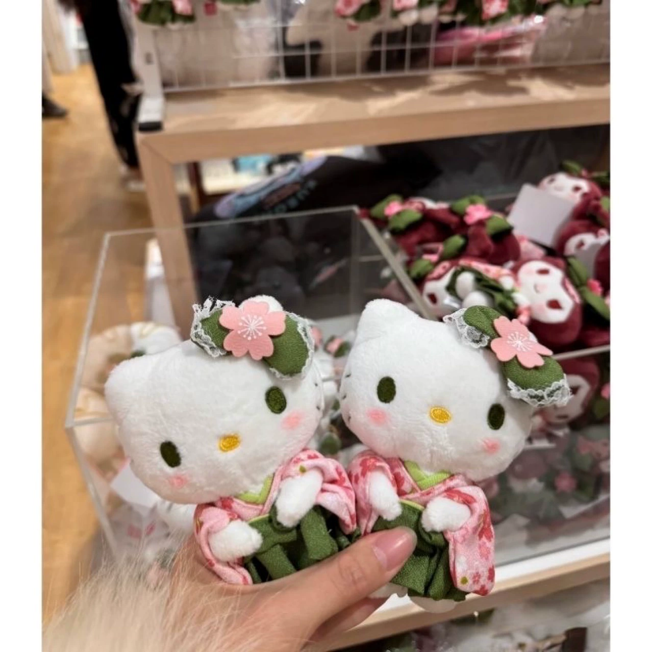 Плюшевая подвеска (Sanrio Hello Kitty) в матча-кимоно, брелок для сумки, мягкая, 40 г