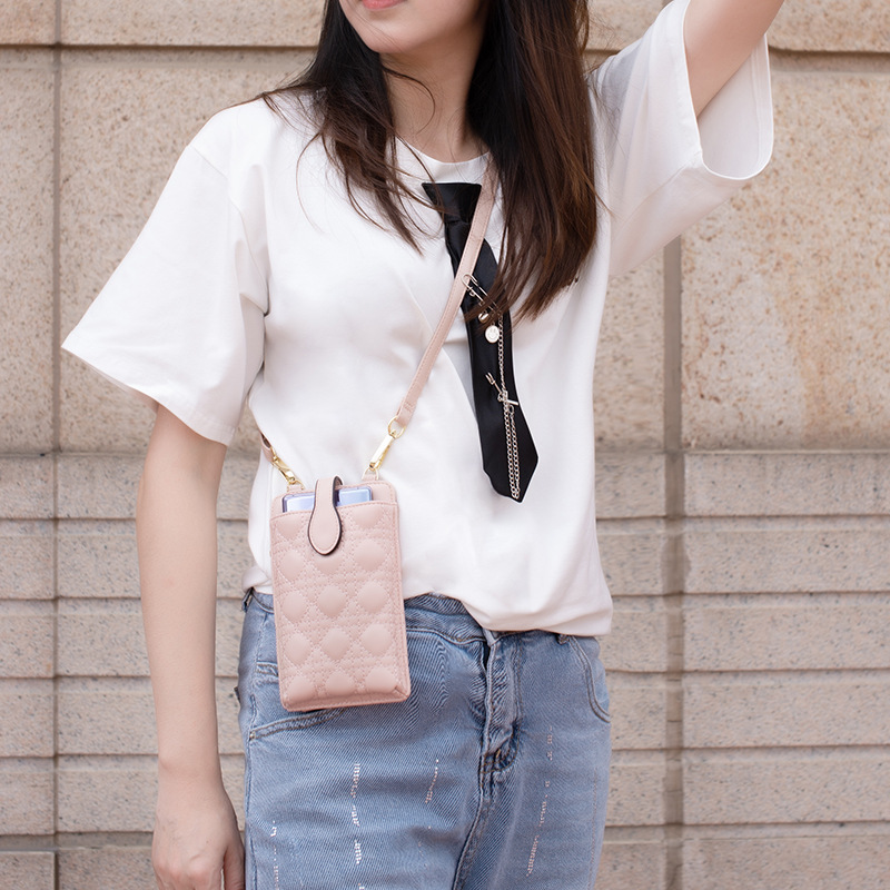 Mini bolso pequeño 2024 verano nuevo universal portátil Japón y Corea del Sur hilo bordado mujer mensajero cuello colgante bolso monedero