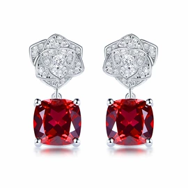 戒指;耳钉;手链