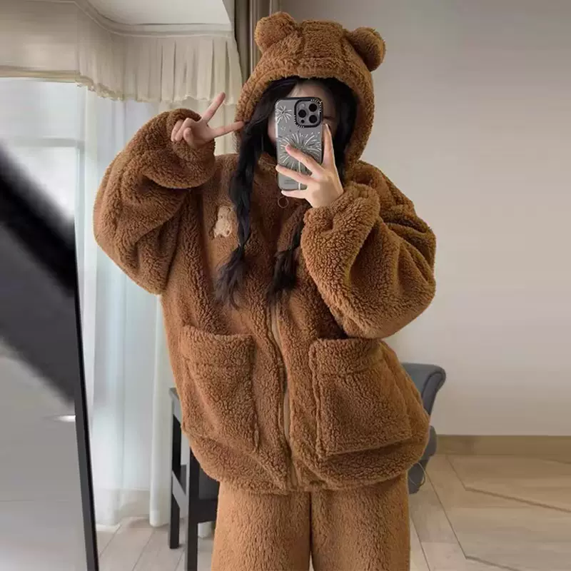 美拉德小熊连帽珊瑚绒睡衣女款冬季加绒加厚情侣家居服毛绒绒套装