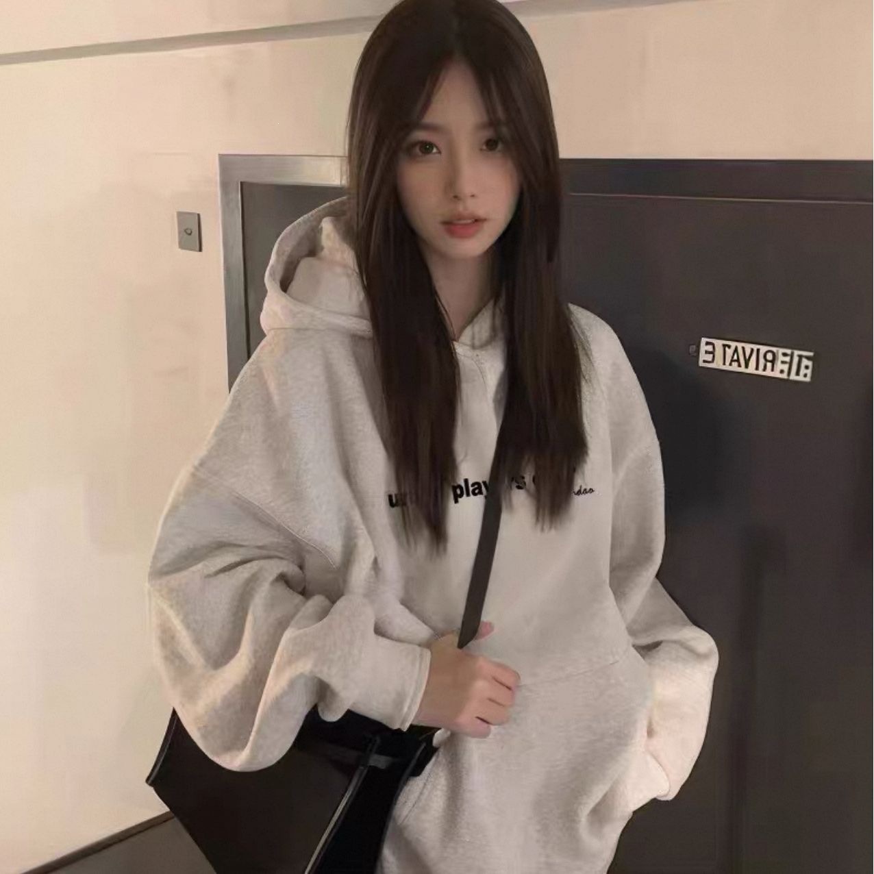 Navy blue hooded sweatshirt, new loose-fit outerwear, winter fleece-lined and thickened top, wholesale from factory, direct from the store