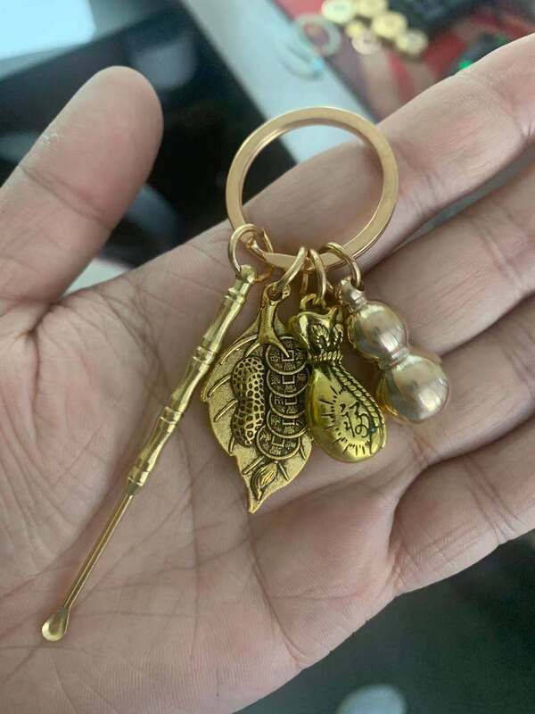 黄銅の小さい掛け物の自動車の黄銅の鍵はヒョウタンの五帝のお金の義烏の商品のソースの露店の小さい商品の銅器を掛けます。|undefined