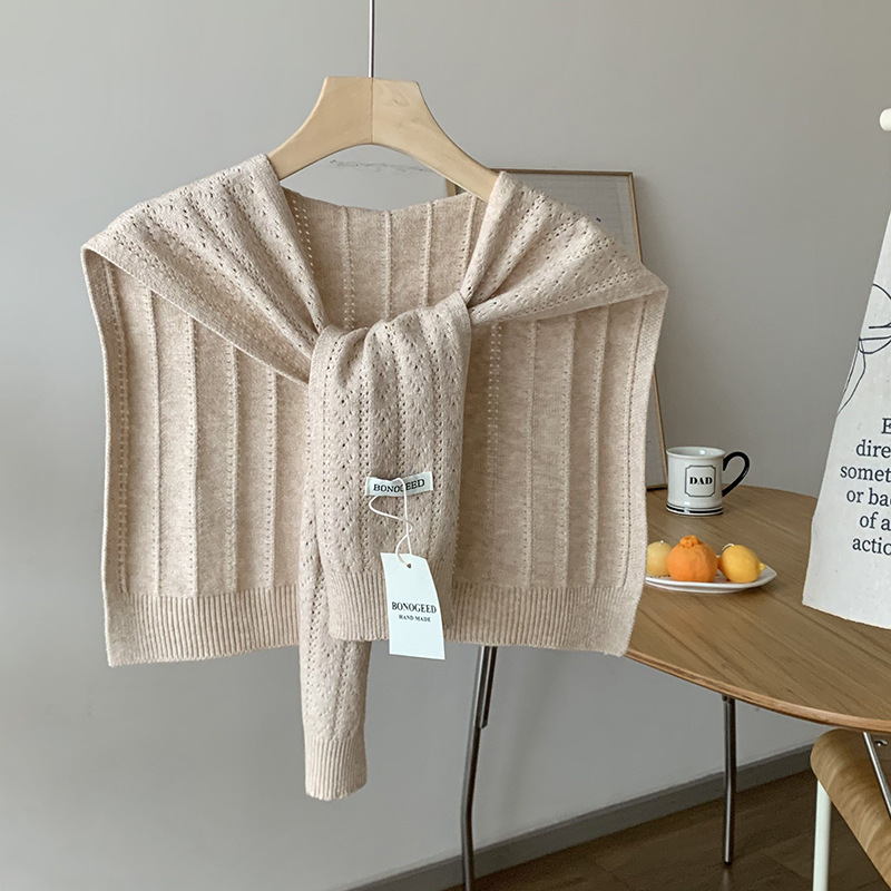 Sopa de punto de alta sensación coreana Dongdaemun primavera y otoño bufandas de torsión universal agujeros respirables sopa de mujer