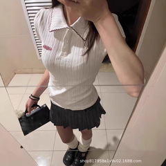白いpoloシャツ半袖tシャツ女性夏学院風アメリカ式修身デザイン感小衆正肩ショートコート