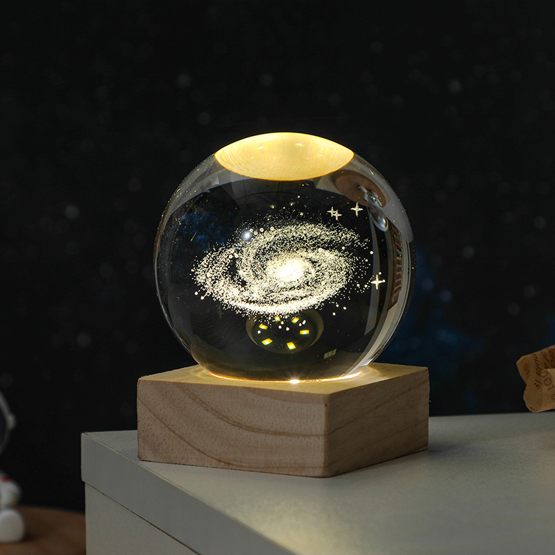 Creative Starry Sky Astronaut 3D Engraved Crystal Ball Night Light with Luminous Wooden Base Desktop Ornament Holiday Gift