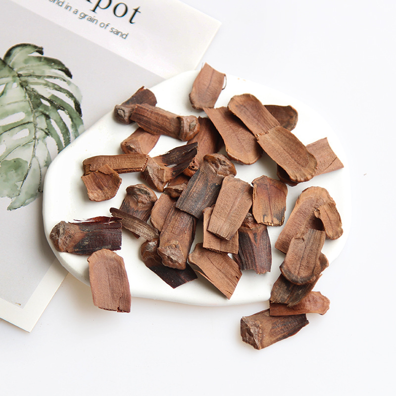 Kim thông nhỏ (20 gram mỗi túi, khoảng 80 chiếc)