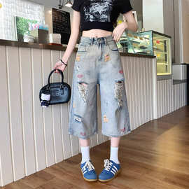 大码胖mm复古小熊刺绣破洞牛仔裤女夏季宽松阔腿七分裤子