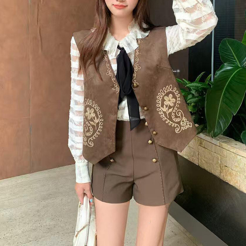 十三行2025秋季新款时尚百搭圆领刺绣马甲女无袖坎肩背心女装上衣|undefined